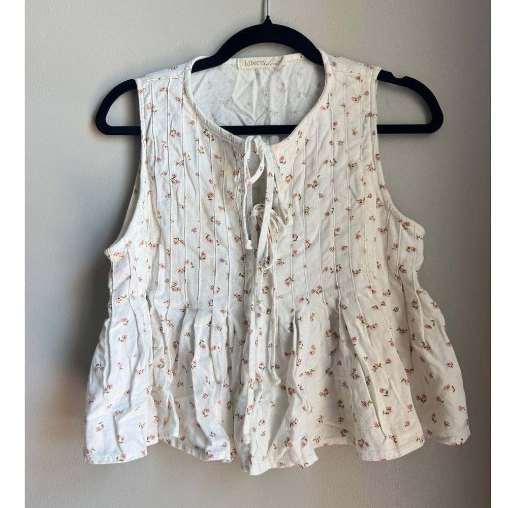 Liberty Love White Floral Pintuck Sleeveless Top L Cottagecore Coquette Boho